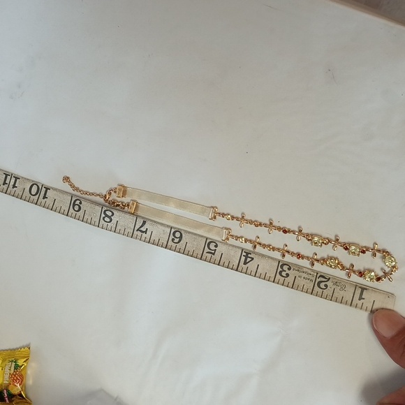 Gold toned vintage necklace with stones - Picture 5 of 5